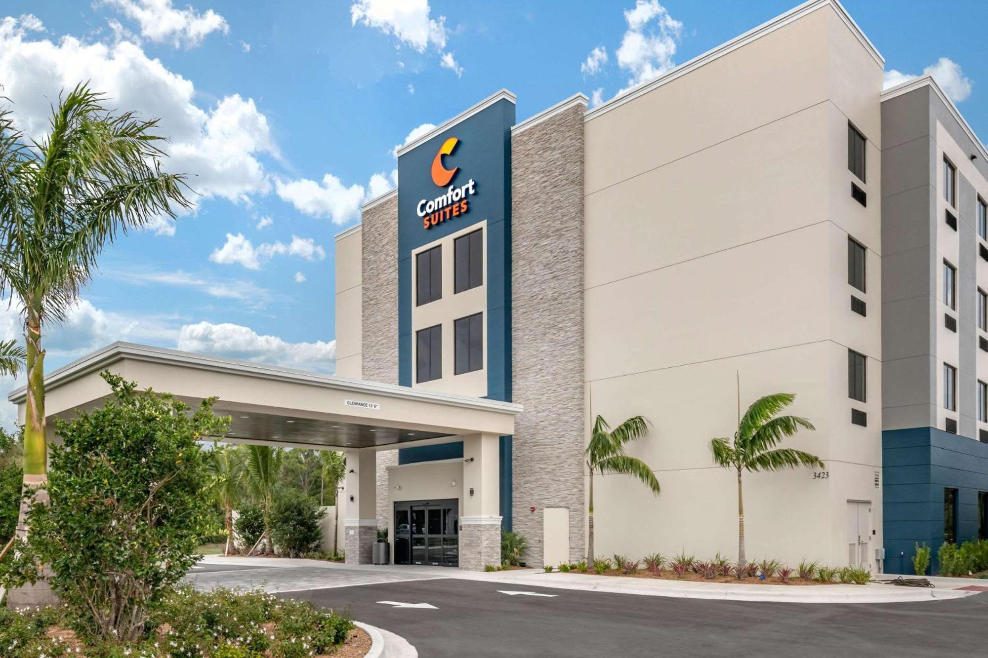 Comfort Suites Stuart-Hutchinson Island Esterno foto