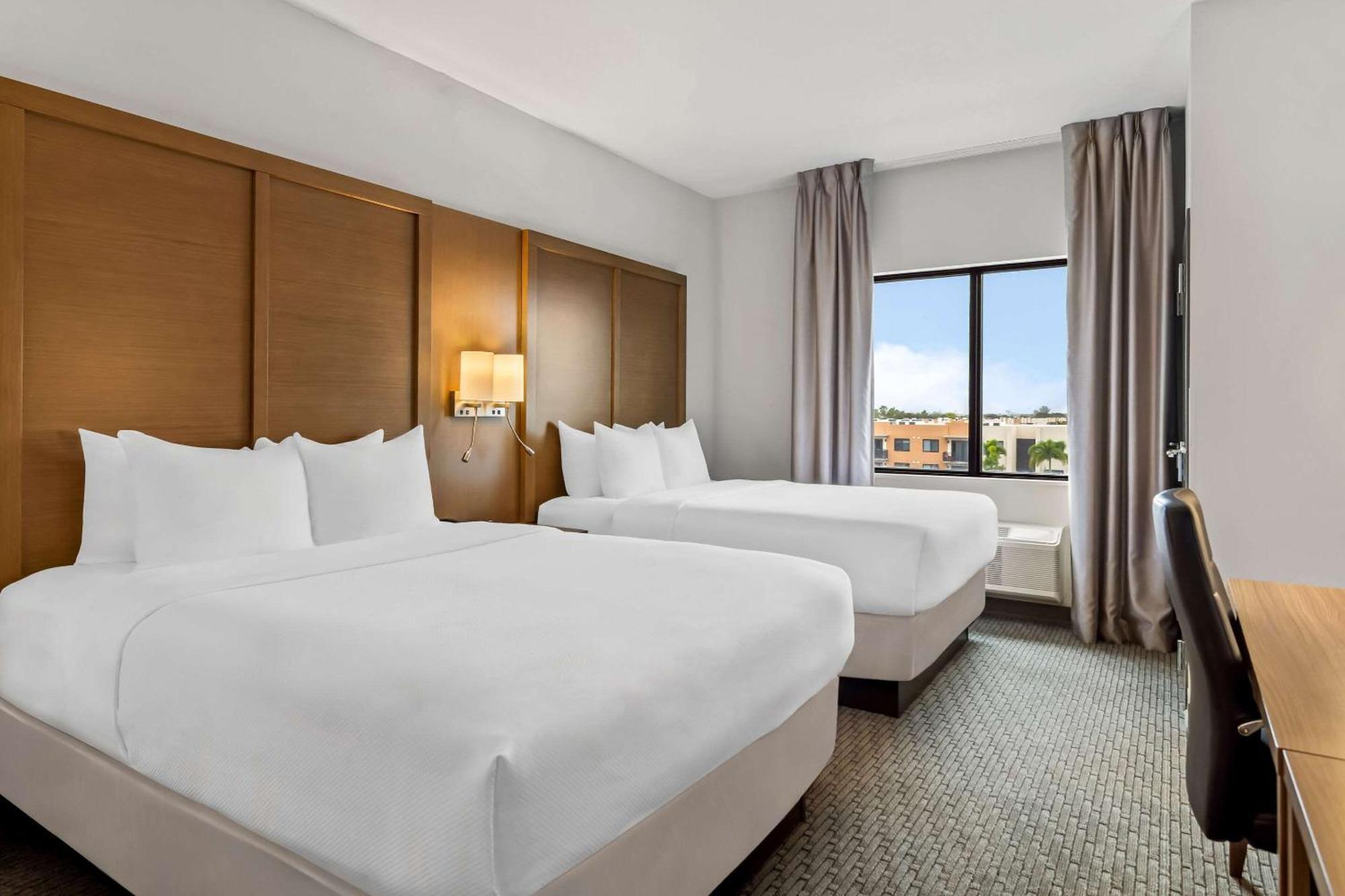 Comfort Suites Stuart-Hutchinson Island Esterno foto